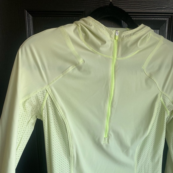 Athleta Pacifica II Hybrid Half Zip, Alluring Yellow-Size S - Picture 2 of 7